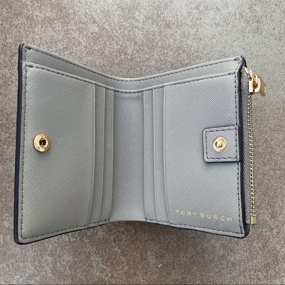 NWT Tory Burch Emerson Top Zip Tote & Wallet Set - Picture 5 of 7